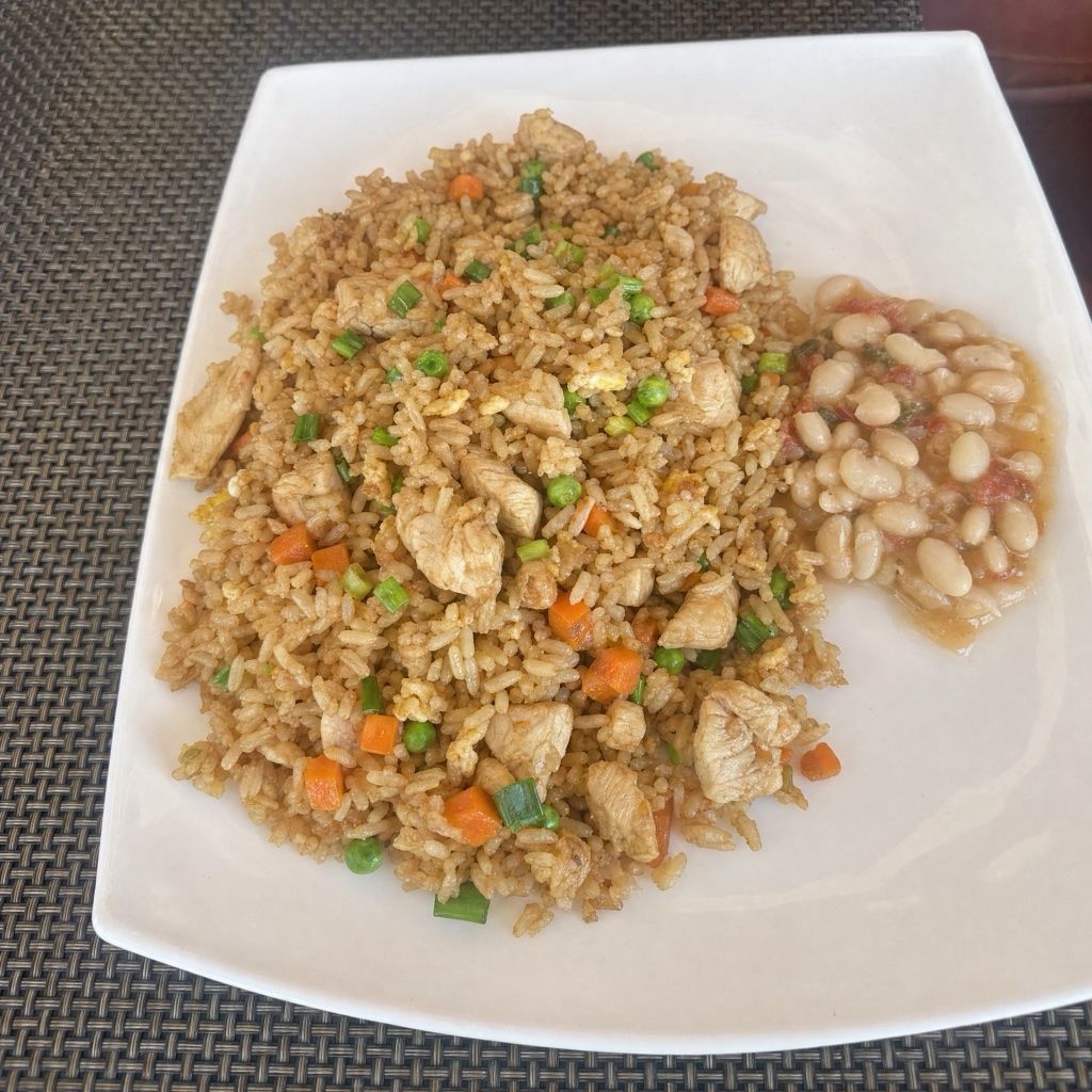 Riz frit poulet ou zébu